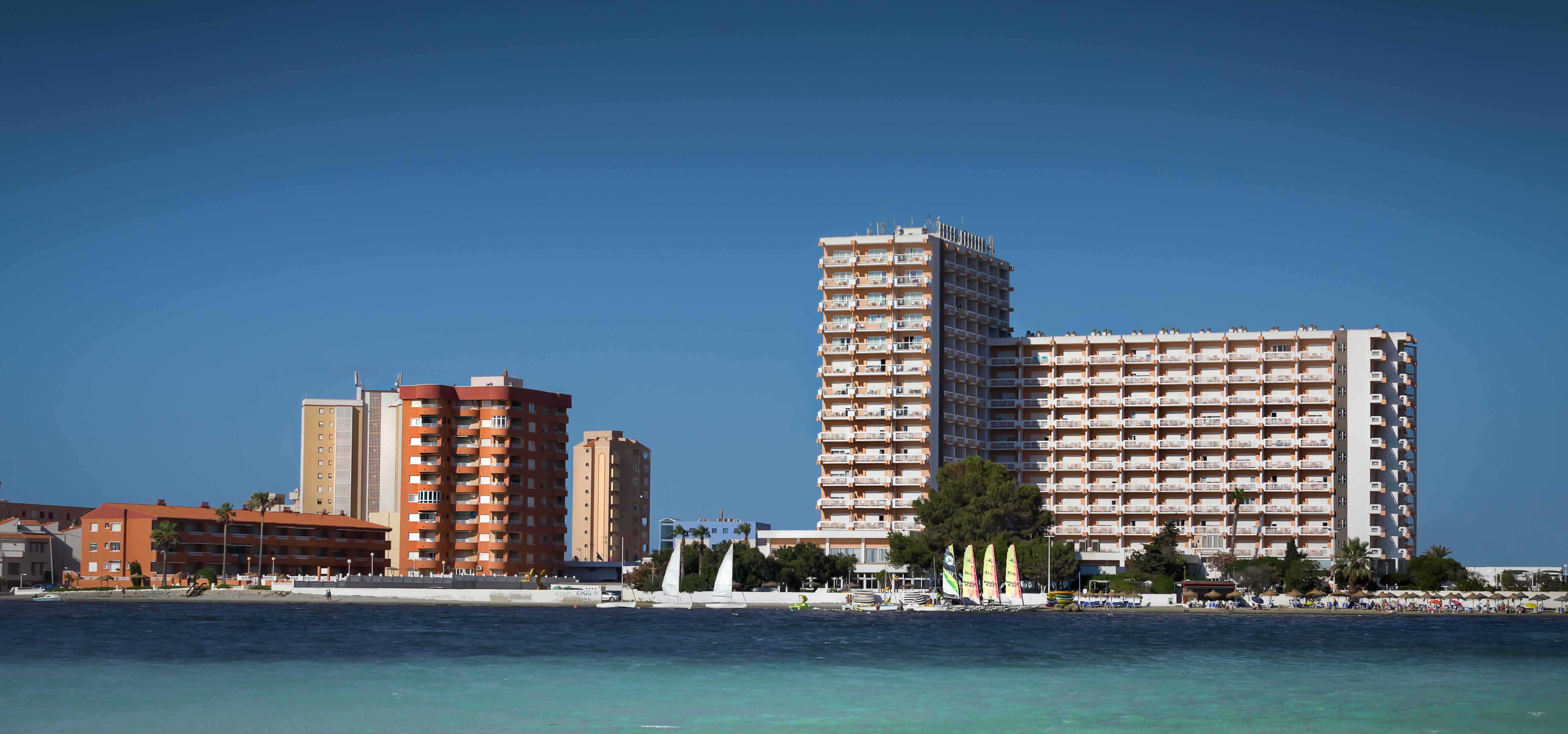 Hotel Izan Cavanna La Manga del Mar Menor Exterior foto